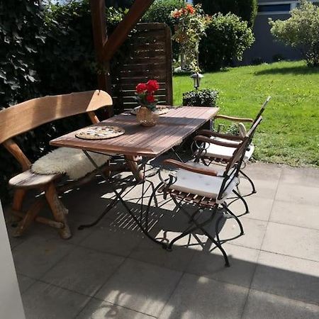 Garten-Wohnung Eschen Экстерьер фото